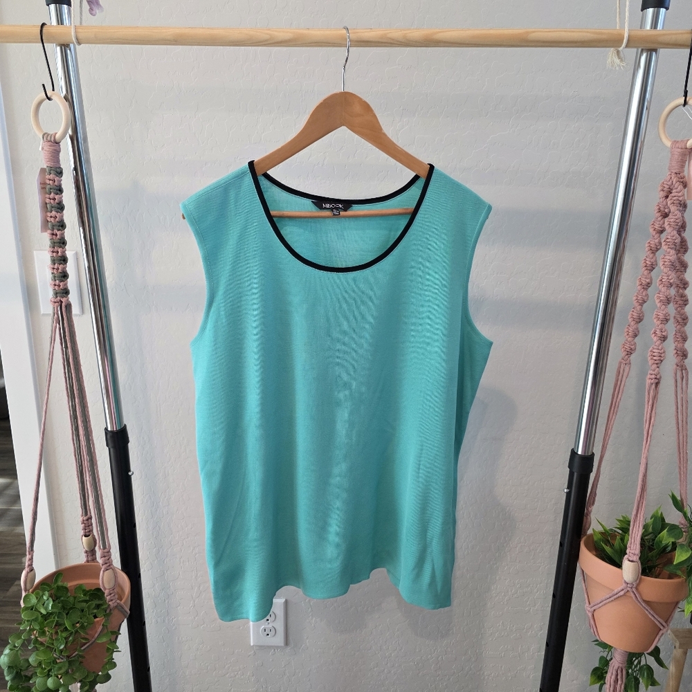 Misook Sleeveless Top in Gorgeous Teal Color. Size XL.